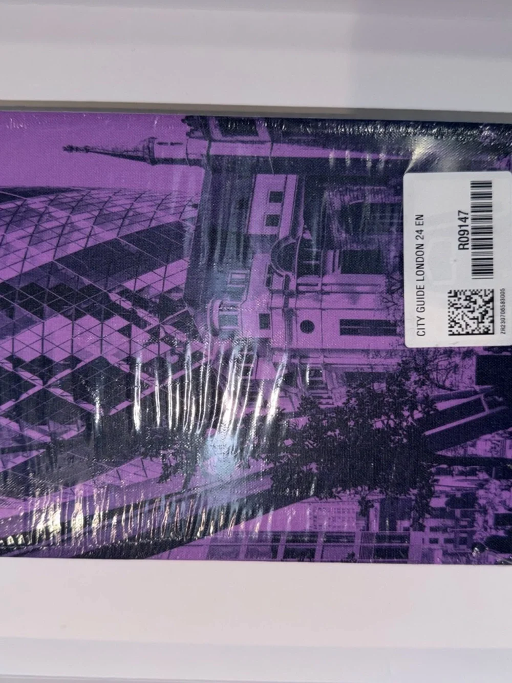 Louis Vuitton London City Guide Purple with Orange Accent - Picture 3 of 4